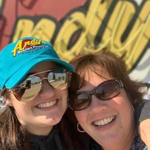 Meet your Posher, Peyton